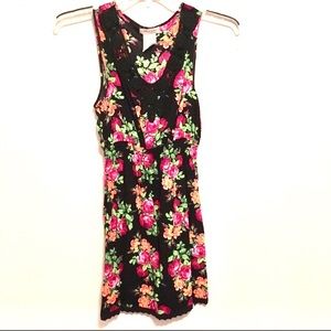 Lots of love floral dress Small